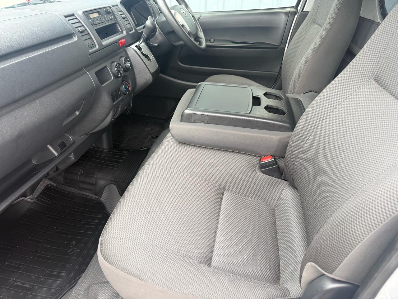 2022 Toyota HIACE