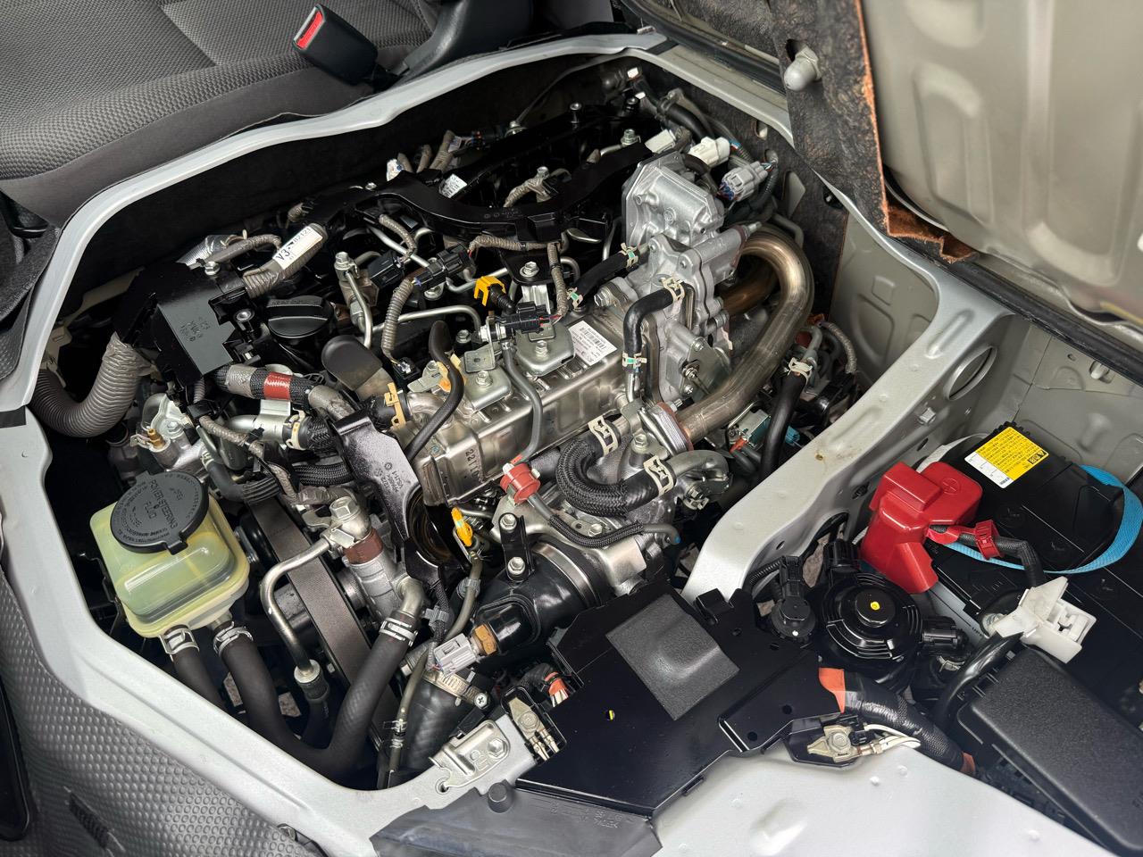 2022 Toyota HIACE