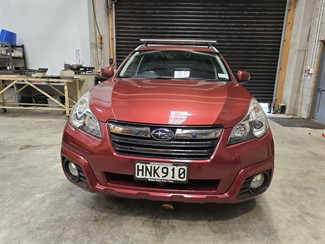 2014 Subaru Outback - Thumbnail