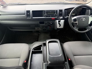 2018 Toyota HIACE - Thumbnail