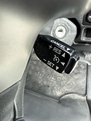 2018 Toyota HIACE - Thumbnail