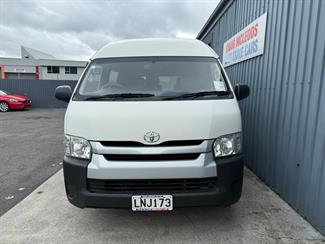 2018 Toyota HIACE - Thumbnail