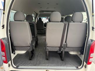 2018 Toyota HIACE - Thumbnail