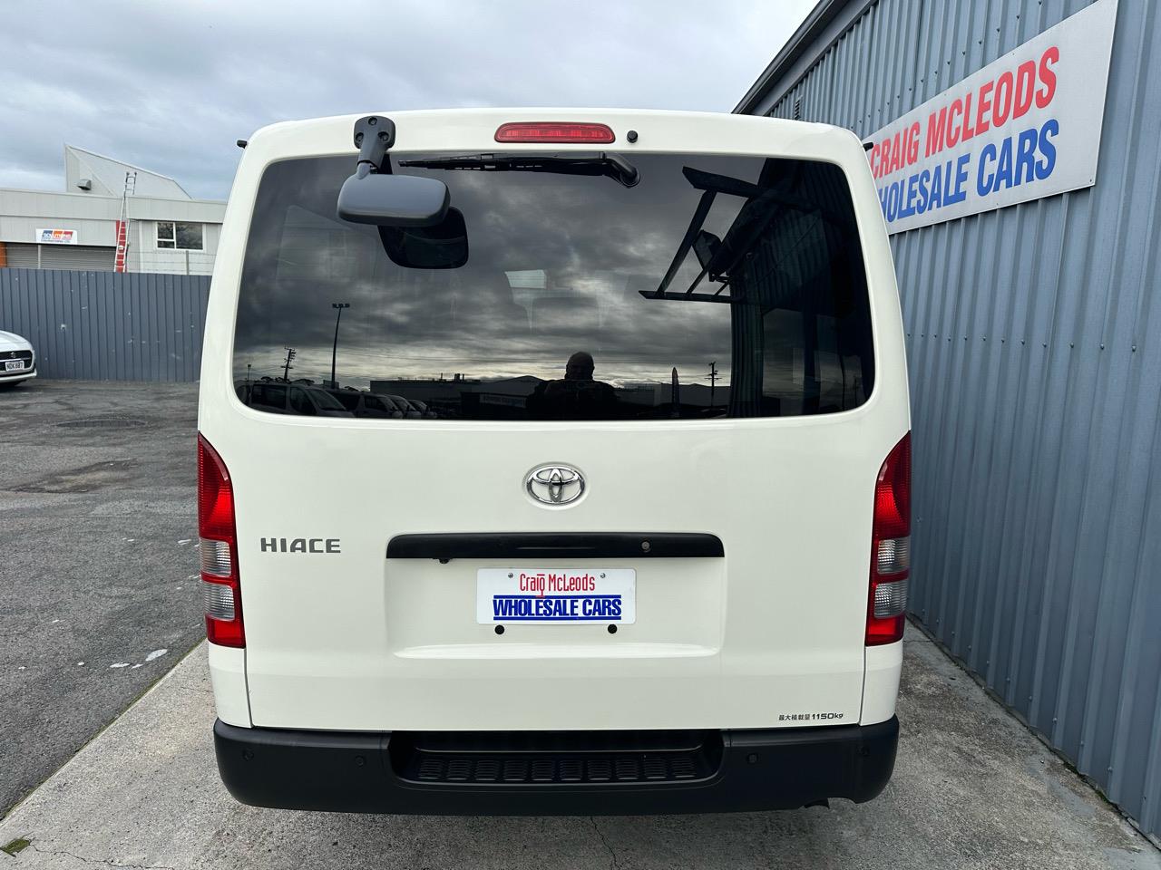 2022 Toyota HIACE