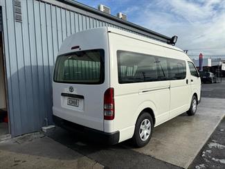 2016 Toyota HIACE - Thumbnail