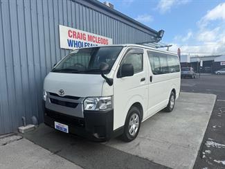 2020 Toyota HIACE - Thumbnail