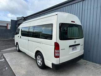 2016 Toyota HIACE - Thumbnail