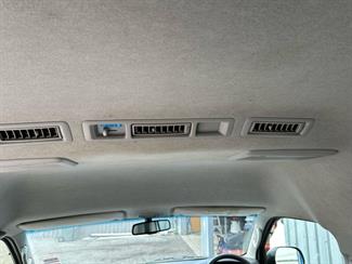 2016 Toyota HIACE - Thumbnail