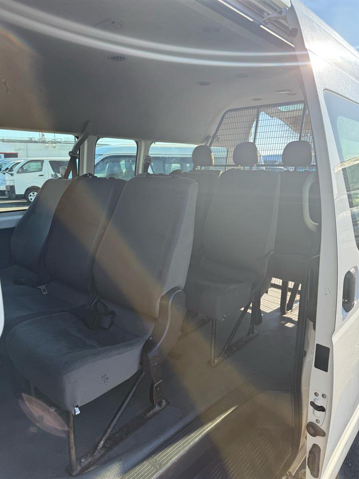 2016 Toyota HIACE