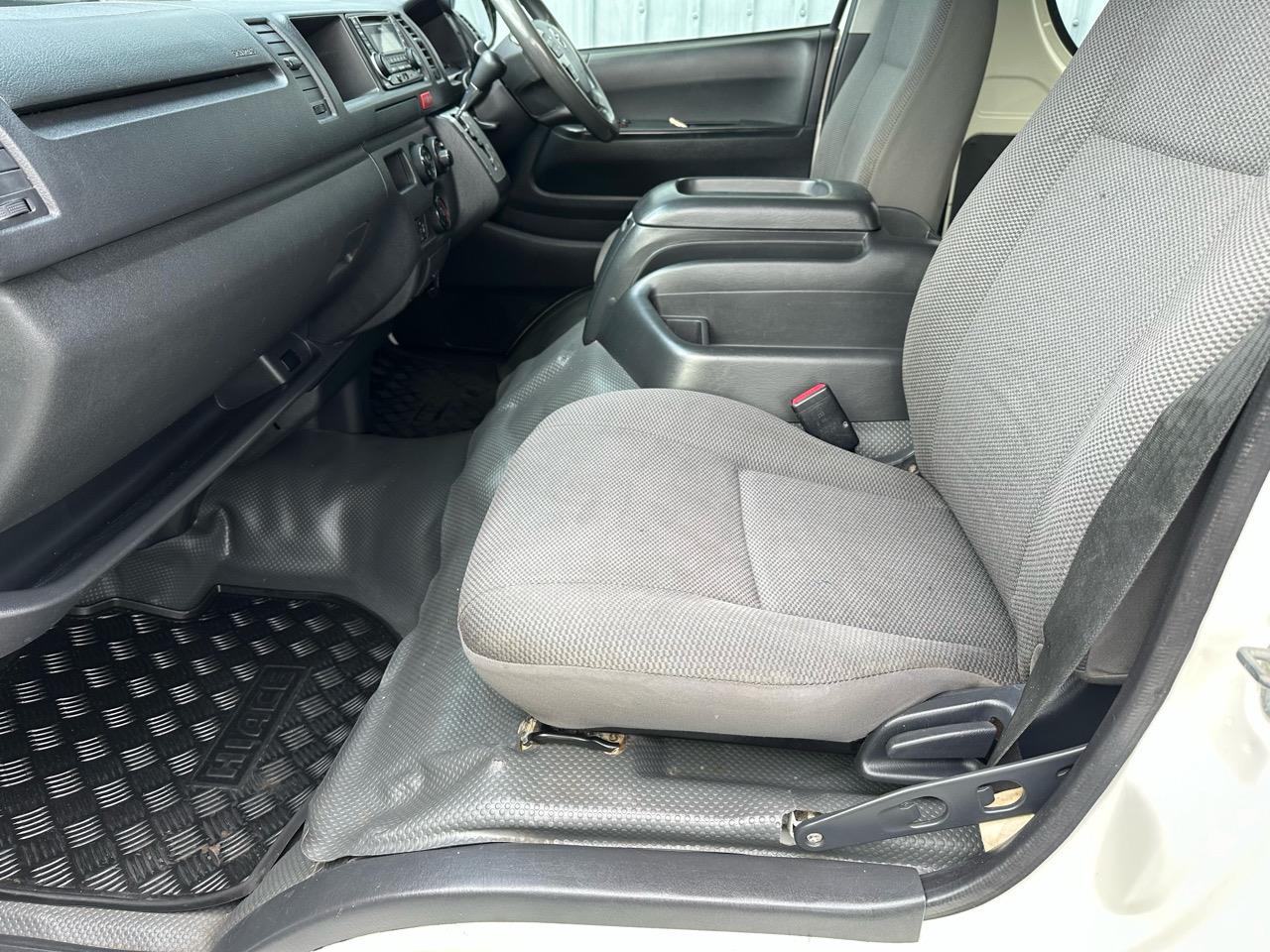 2016 Toyota HIACE