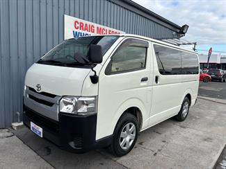 2018 Toyota HIACE - Thumbnail