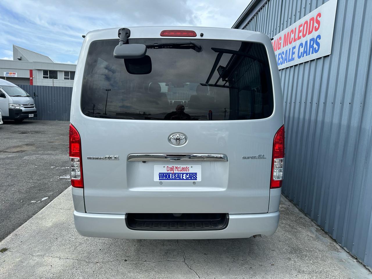 2018 Toyota HIACE