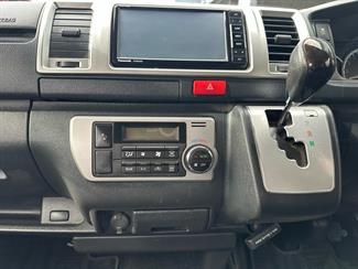 2018 Toyota HIACE - Thumbnail