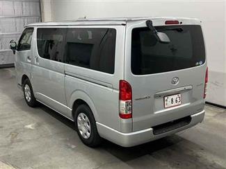 2018 Toyota HIACE - Thumbnail