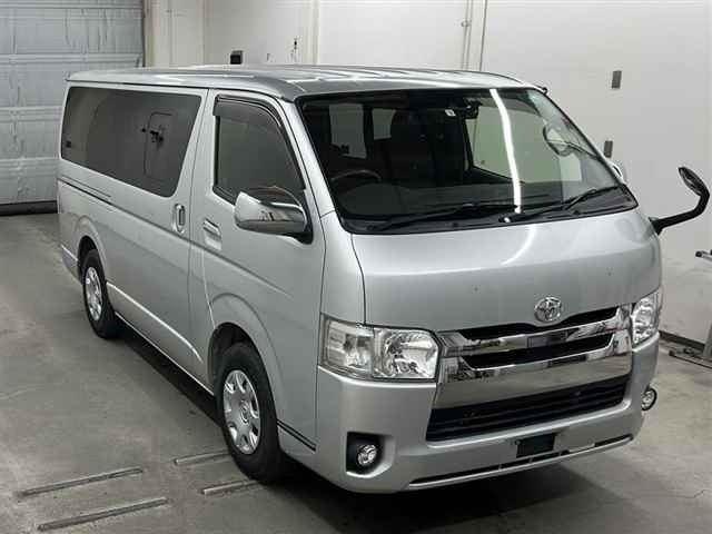 2018 Toyota HIACE