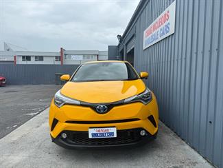 2016 Toyota C-HR - Thumbnail