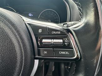 2021 Kia Sportage - Thumbnail
