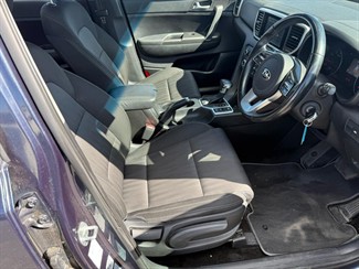 2021 Kia Sportage - Thumbnail