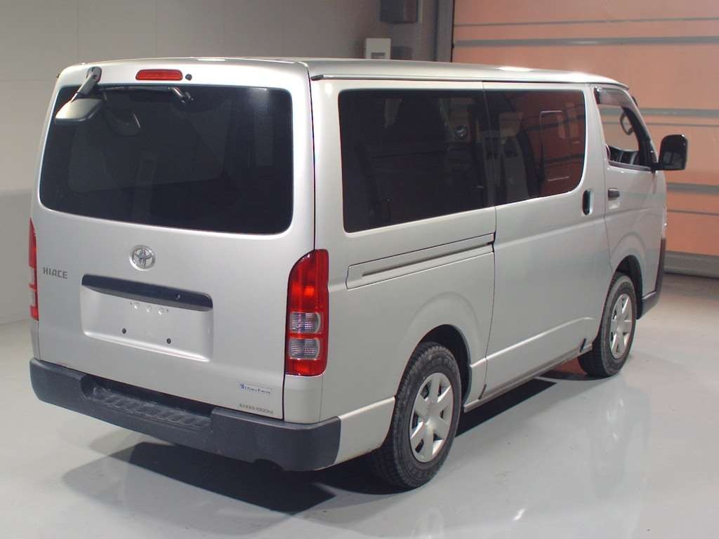 2021 Toyota HIACE
