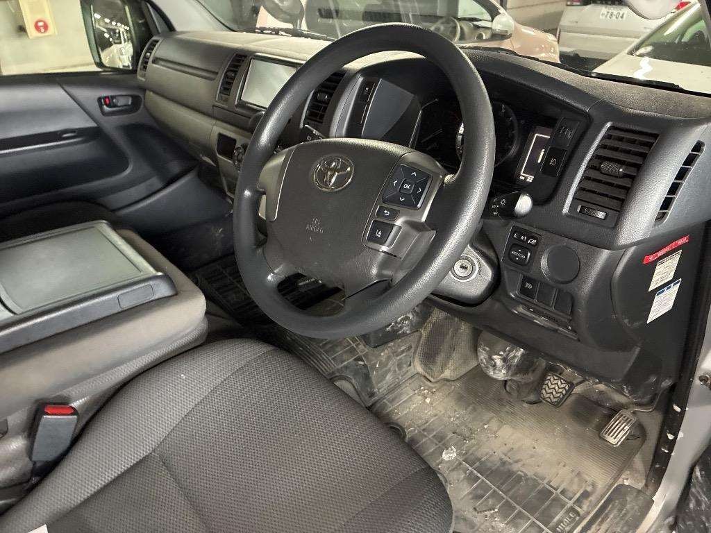 2021 Toyota HIACE