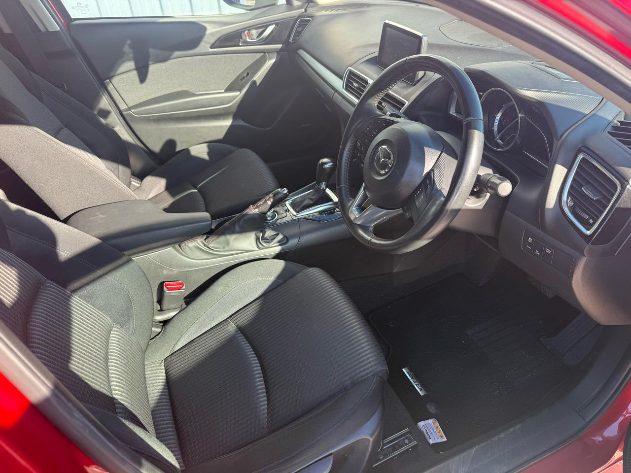 2015 Mazda Axela