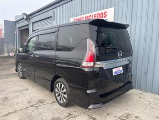 2016 Nissan SERENA - Thumbnail