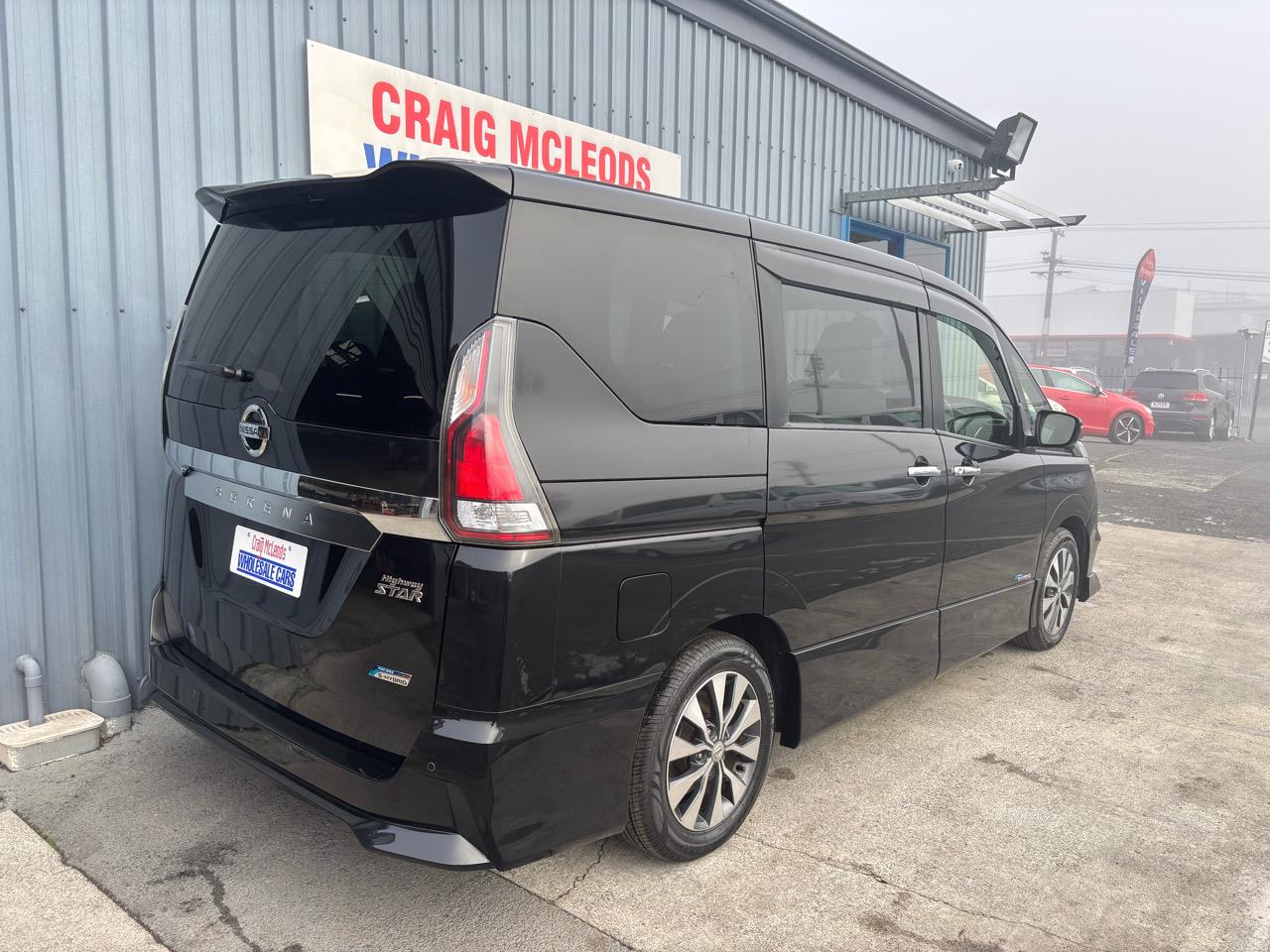 2016 Nissan SERENA