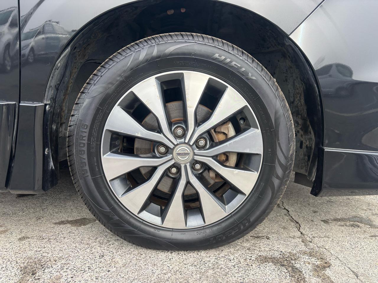 2016 Nissan SERENA