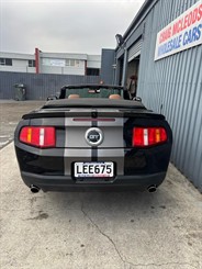 2010 Ford Mustang - Thumbnail