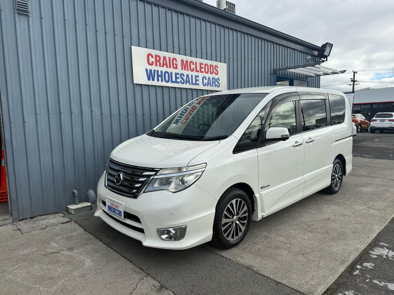 2015 Nissan SERENA