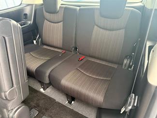 2015 Nissan SERENA - Thumbnail