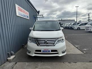 2015 Nissan SERENA - Thumbnail