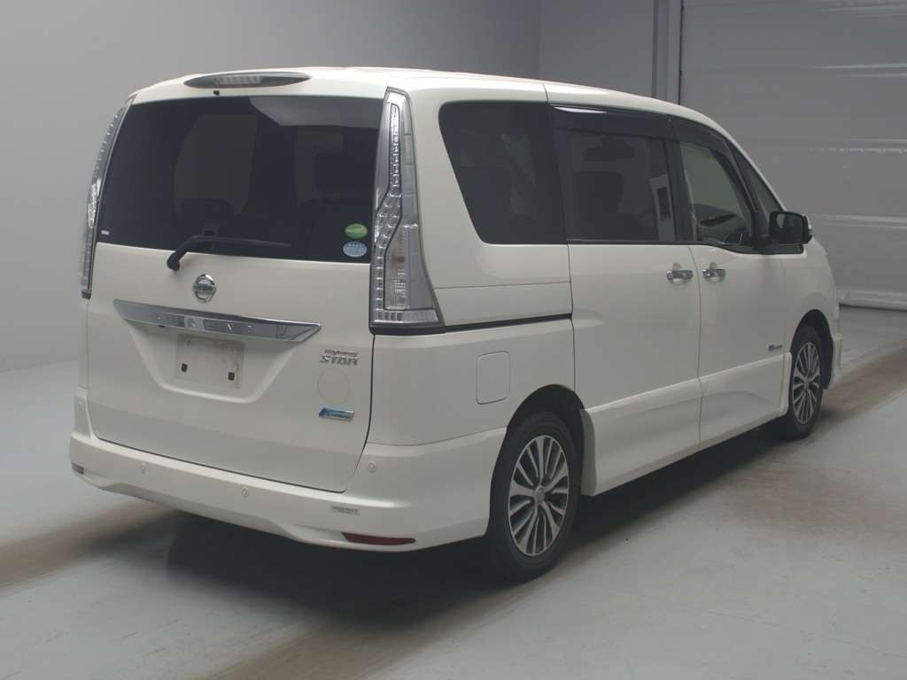 2015 Nissan SERENA