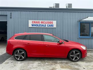 2012 Volvo V60 - Thumbnail
