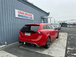 2012 Volvo V60 - Thumbnail