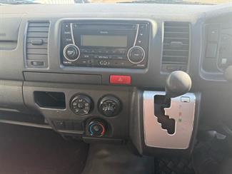 2017 Toyota HIACE - Thumbnail