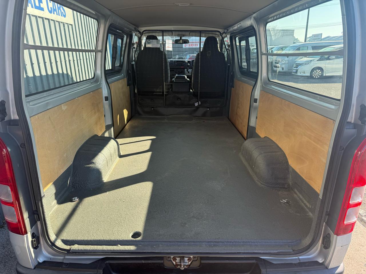 2017 Toyota HIACE