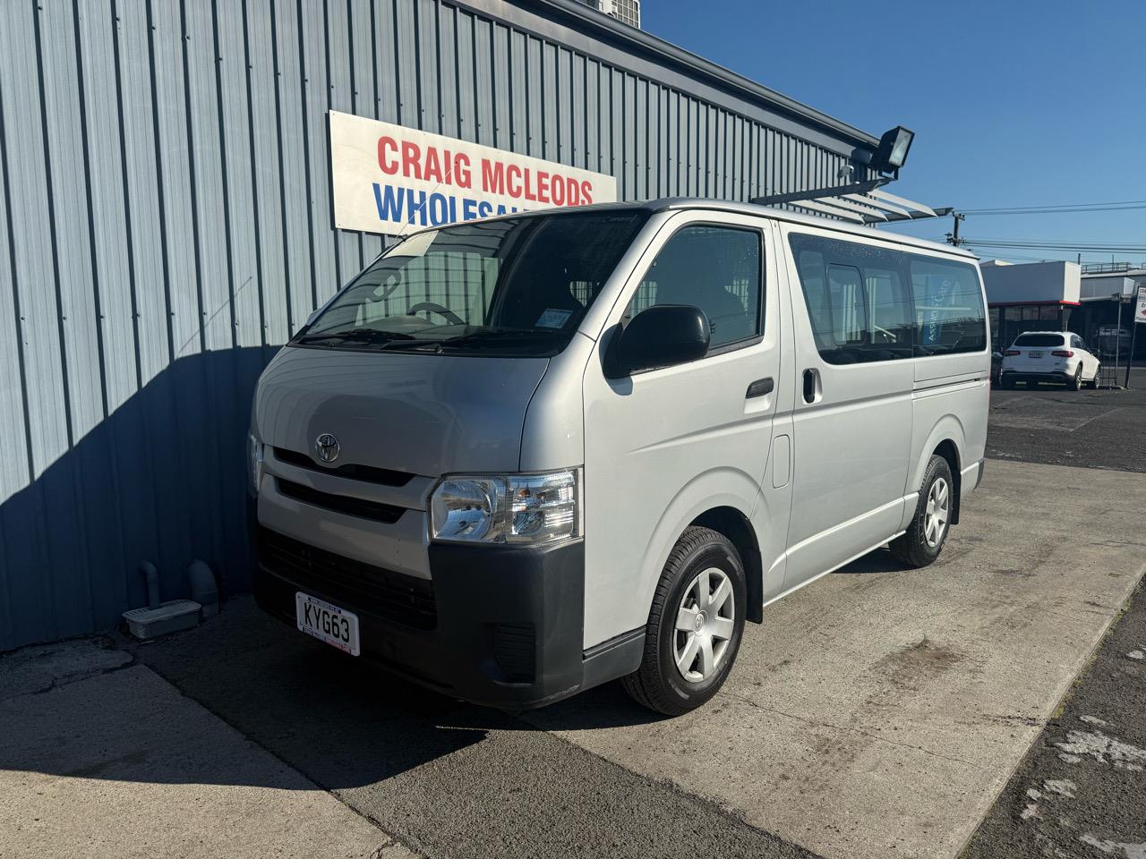2017 Toyota HIACE