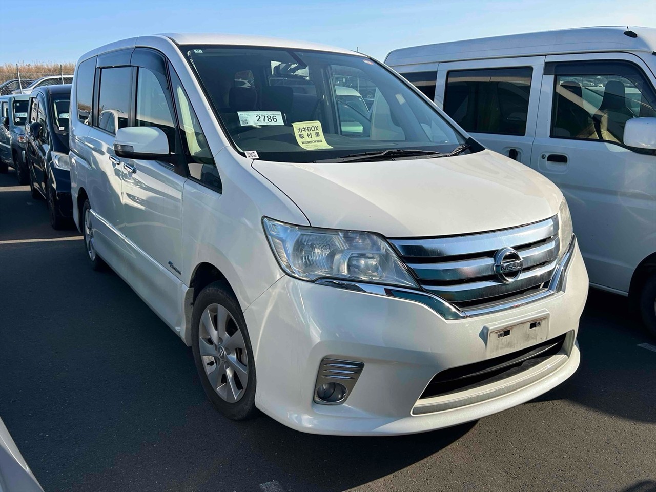 2013 Nissan SERENA