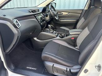 2020 Nissan Qashqai - Thumbnail