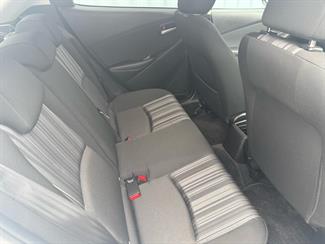 2020 Mazda Mazda2 - Thumbnail