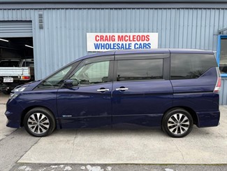 2017 Nissan SERENA - Thumbnail