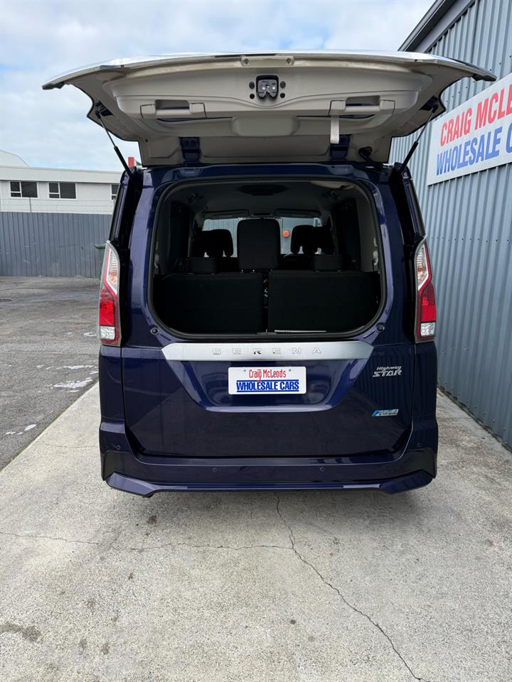 2017 Nissan SERENA