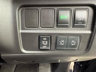 2017 Nissan SERENA - Thumbnail