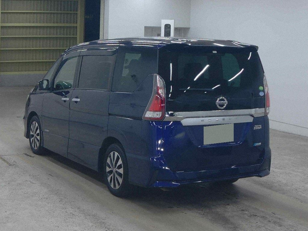 2017 Nissan SERENA