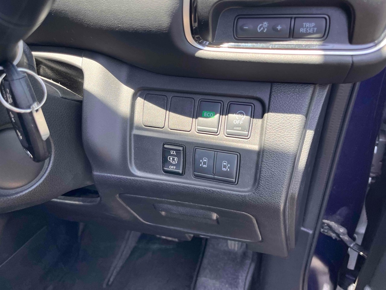 2017 Nissan SERENA