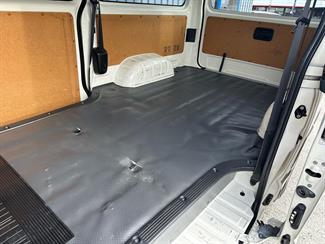 2020 Toyota HIACE - Thumbnail