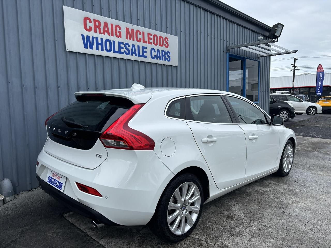 2015 Volvo V40
