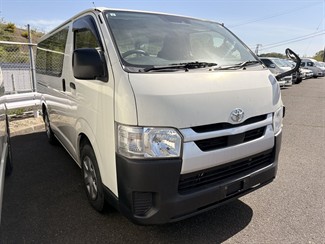 2022 Toyota HIACE - Thumbnail