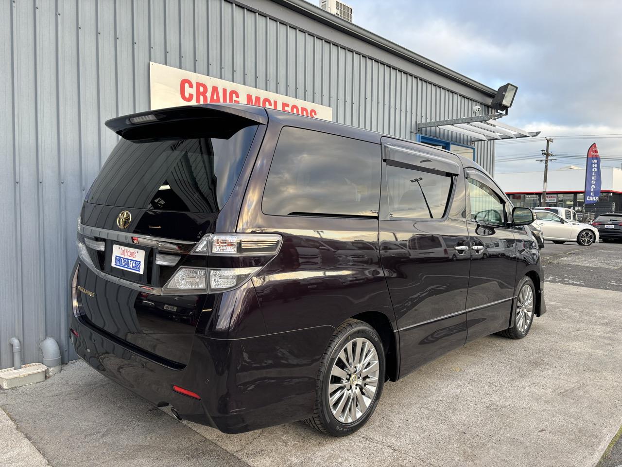 2013 Toyota Vellfire